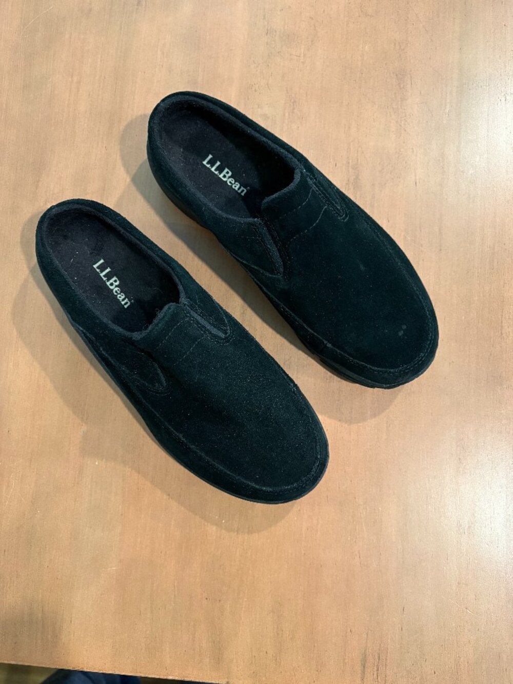 EUC LL Bean Comfort Moc Slip-Ons, Women's 8 med